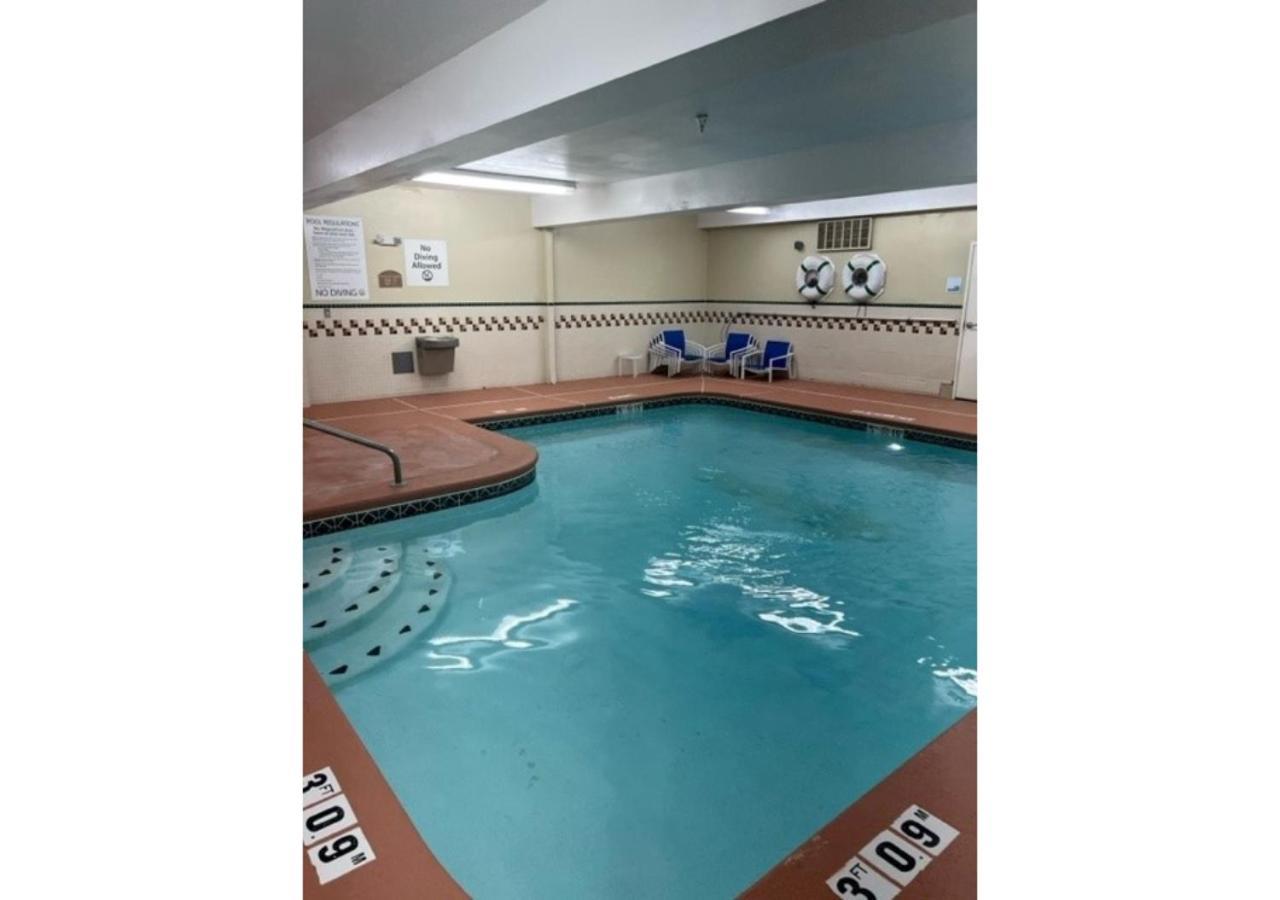 Wyndham Garden Anchorage Airport Hotell Eksteriør bilde