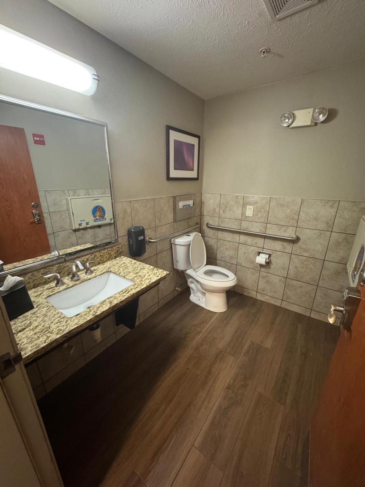 Wyndham Garden Anchorage Airport Hotell Eksteriør bilde